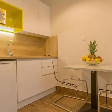 And With Wifi - 23011