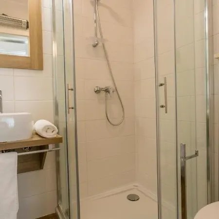 And With Wifi - 23011 3*