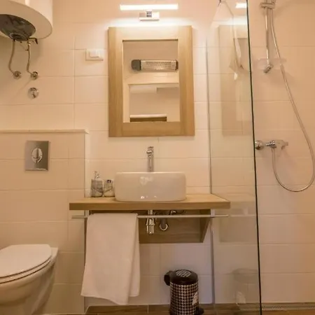 And With Wifi - 23011 3* Split