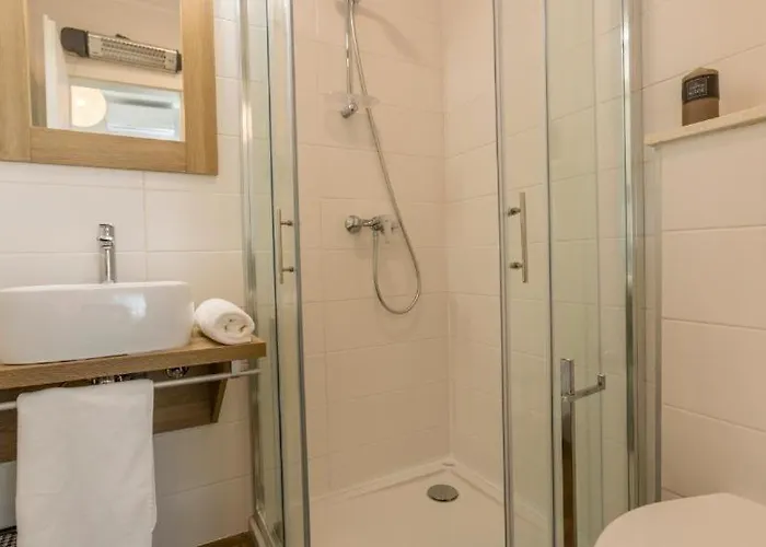 And With Wifi - 23011 3*